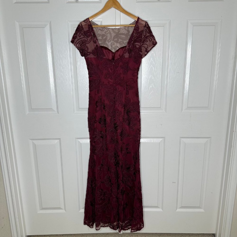 JS Collections Women's Boat Neck Short Sleeve Laced Burgundy  Mermaid Gown - Picture 8 of 16